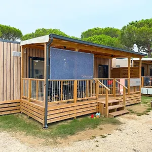 https://estivo-premium-mobile-homes-on-camping-malibu-beach.hotelslidodijesolo.com